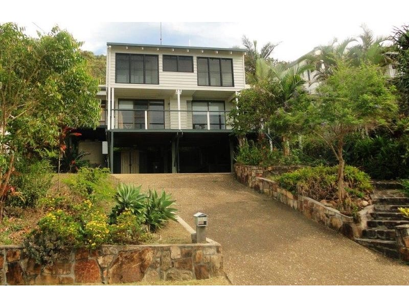 8  Barra  Crescent, Coolum Beach QLD 4573