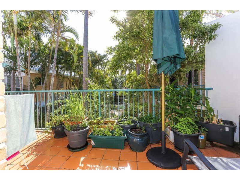 8/30-32 Ramilles  Street, Mount Coolum QLD 4573