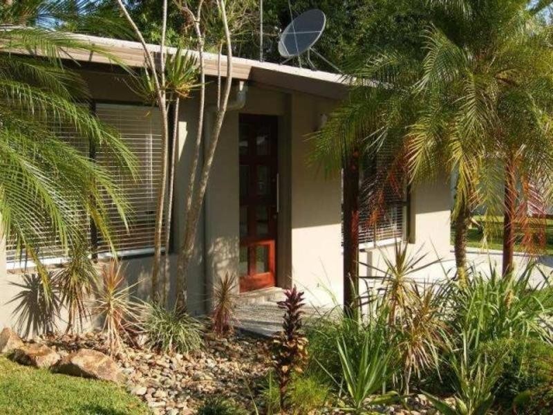 8 Lagoda Drive, Mount Coolum QLD 4573