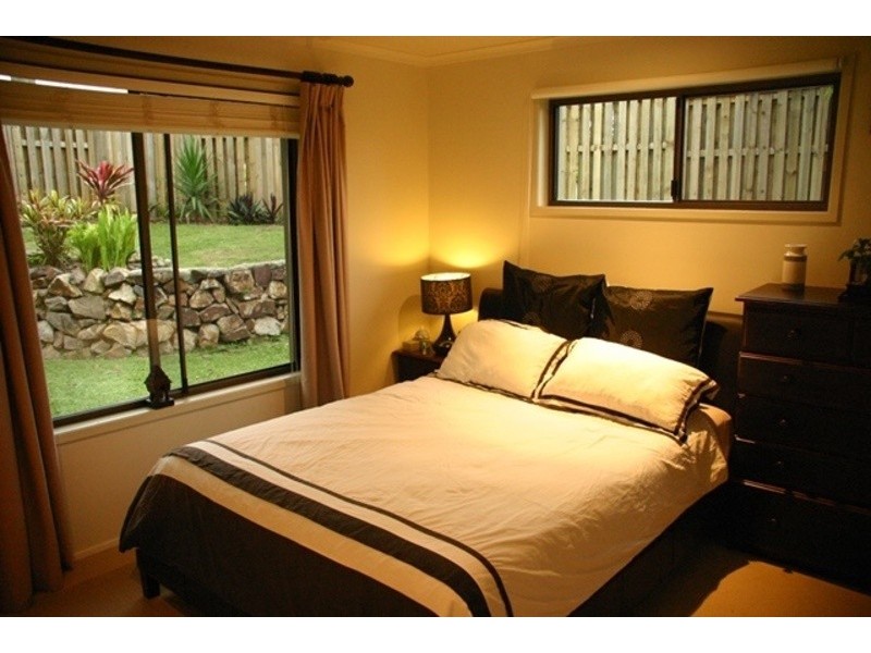 8 Lagoda Drive, Mount Coolum QLD 4573