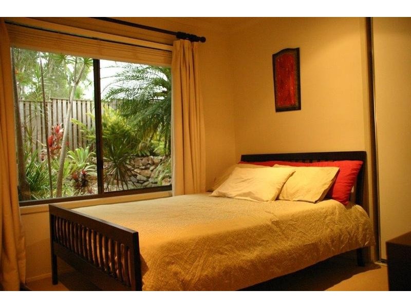 8 Lagoda Drive, Mount Coolum QLD 4573