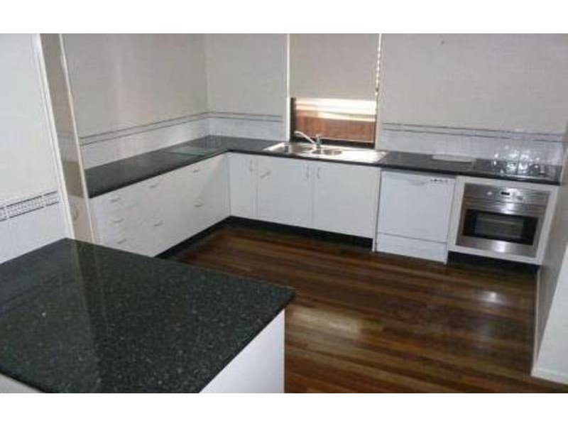 28 Lakedrive Crescent, Marcoola QLD 4564