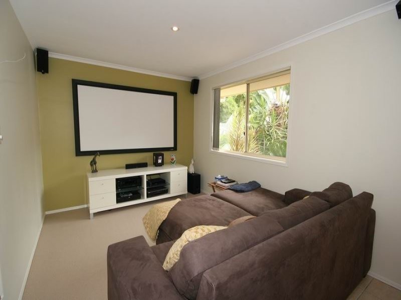 9 Wattle Street, Yaroomba QLD 4573