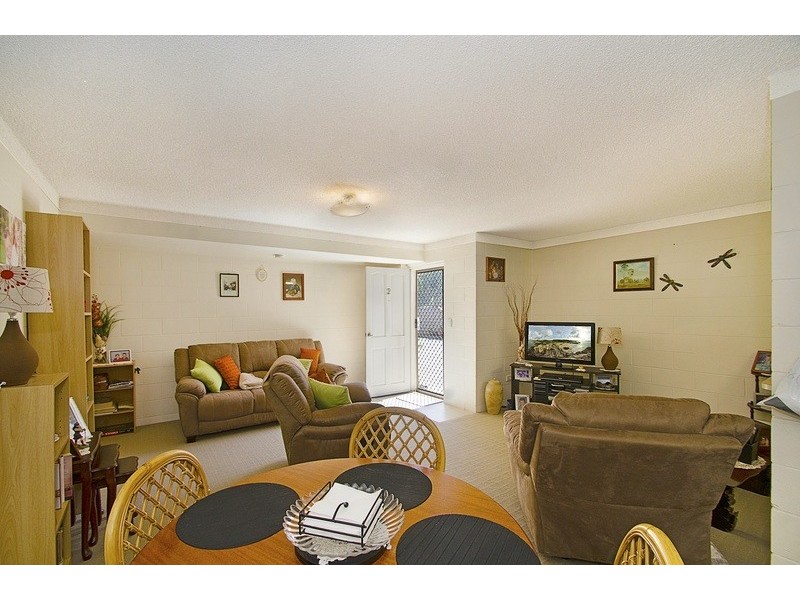 2/14 Melville Court, Mount Coolum QLD 4573