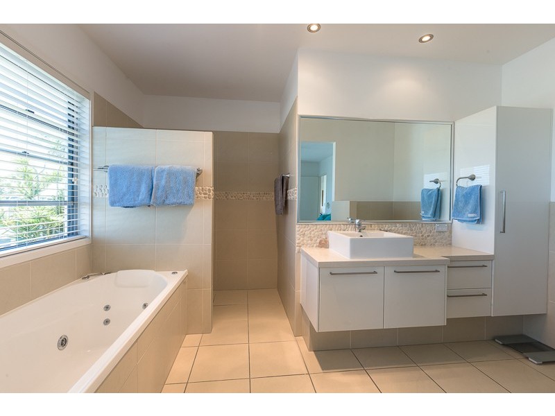 16 Dharalee Court, Mount Coolum QLD 4573