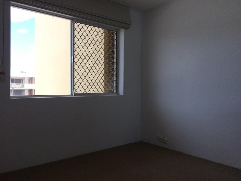 4/268 Alexandra Parade, Alexandra Headland QLD 4572