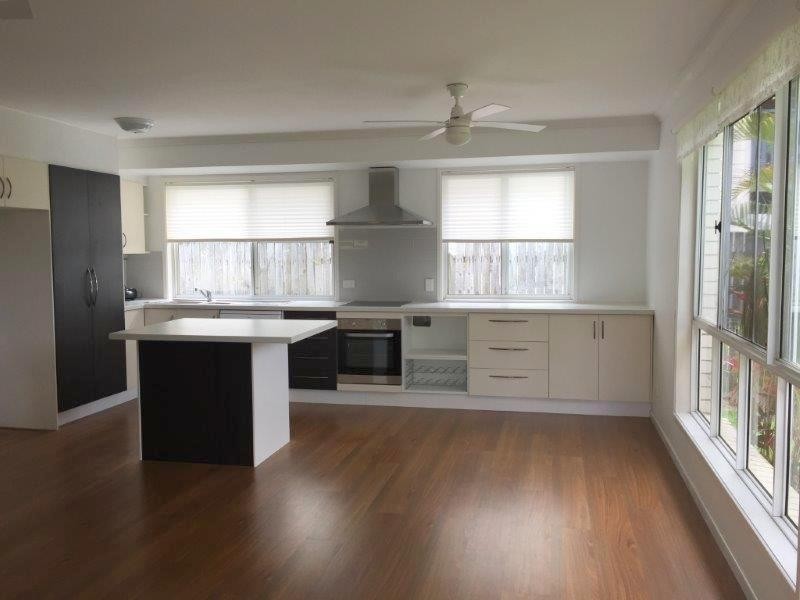 100 Greenoaks Drive, Coolum Beach QLD 4573