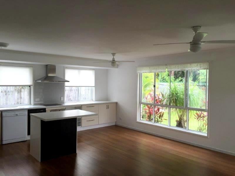 100 Greenoaks Drive, Coolum Beach QLD 4573