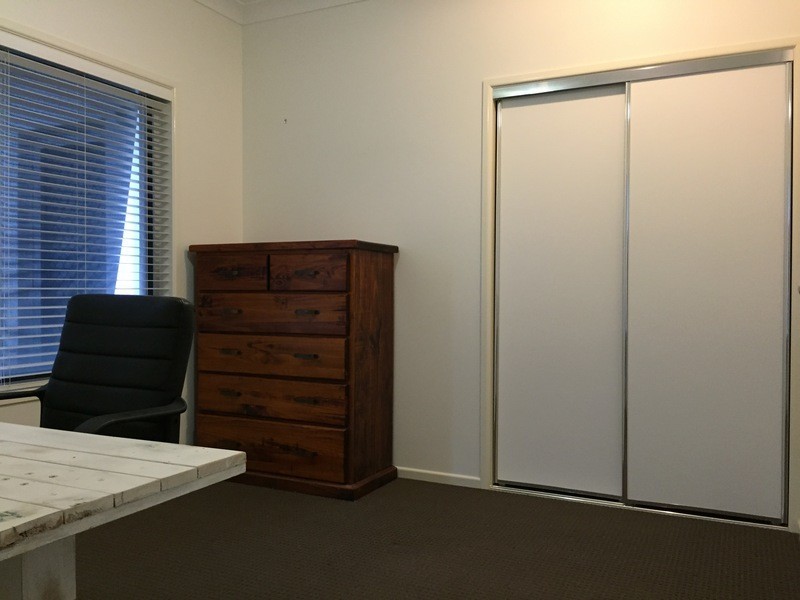 8 Wave Crescent, Mount Coolum QLD 4573