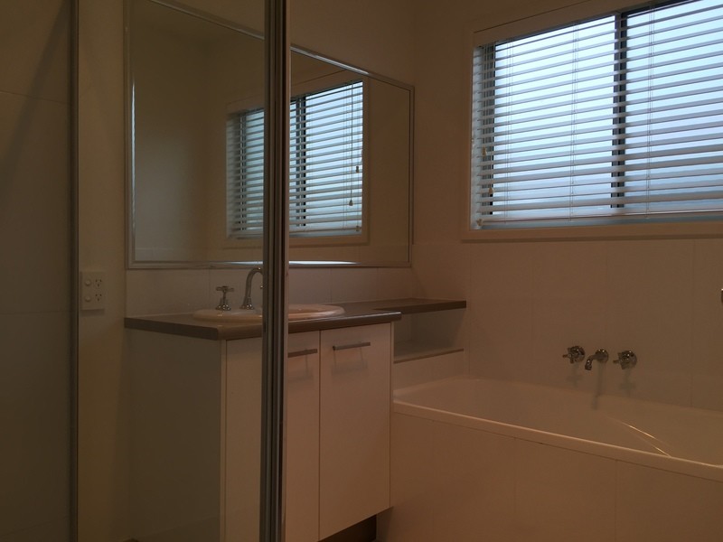 8 Wave Crescent, Mount Coolum QLD 4573