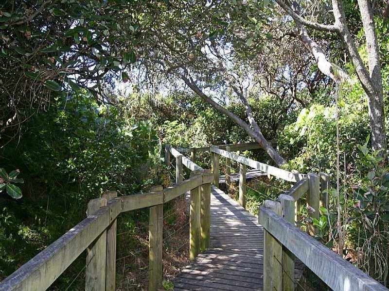 8 Wave Crescent, Mount Coolum QLD 4573