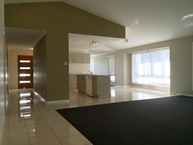 132 The Avenue, Peregian Springs QLD 4573