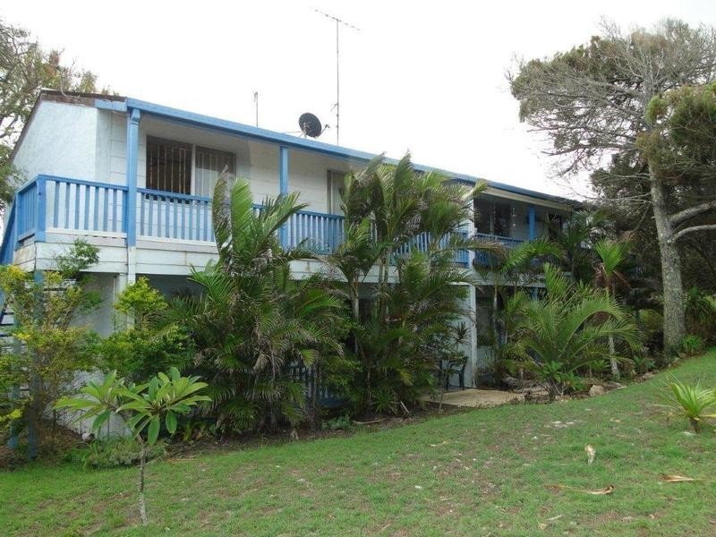 1/1 Currawong Crescent, Peregian Beach QLD 4573