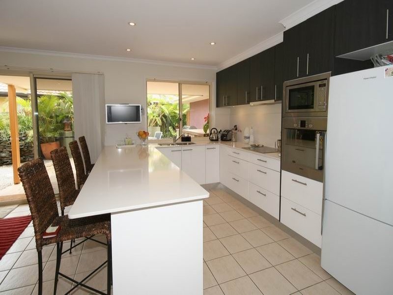 9 Wattle Street, Yaroomba QLD 4573