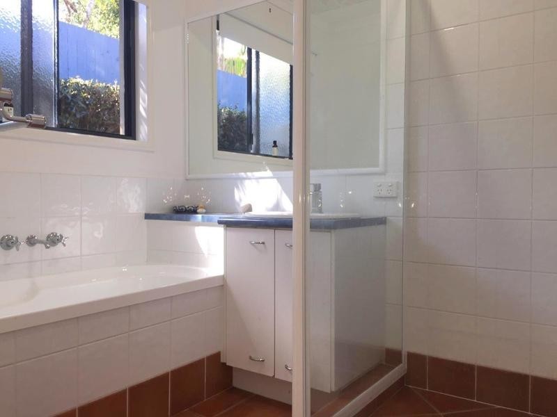 2 Amethyst Place, Yaroomba QLD 4573