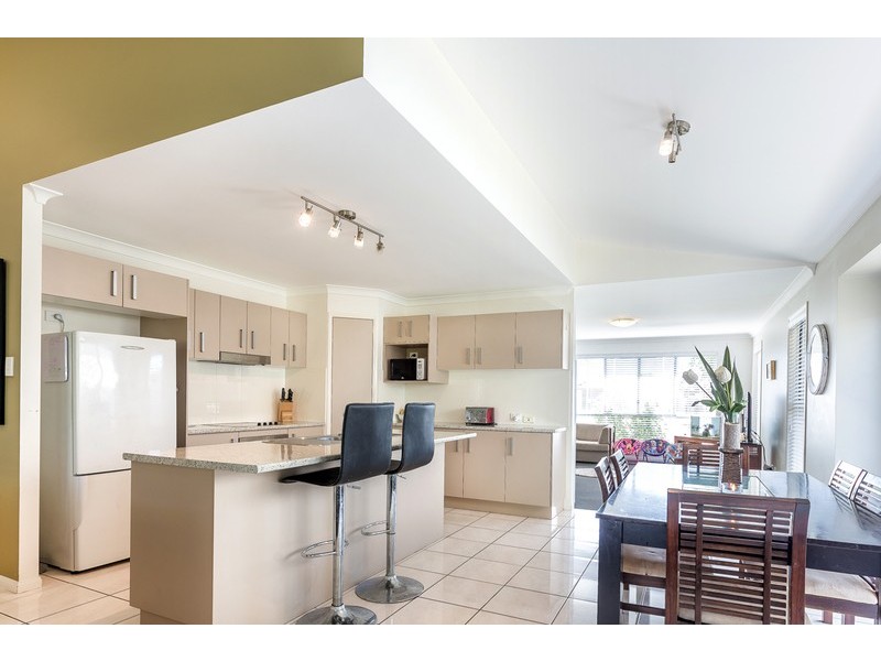 132 The Avenue, Peregian Springs QLD 4573