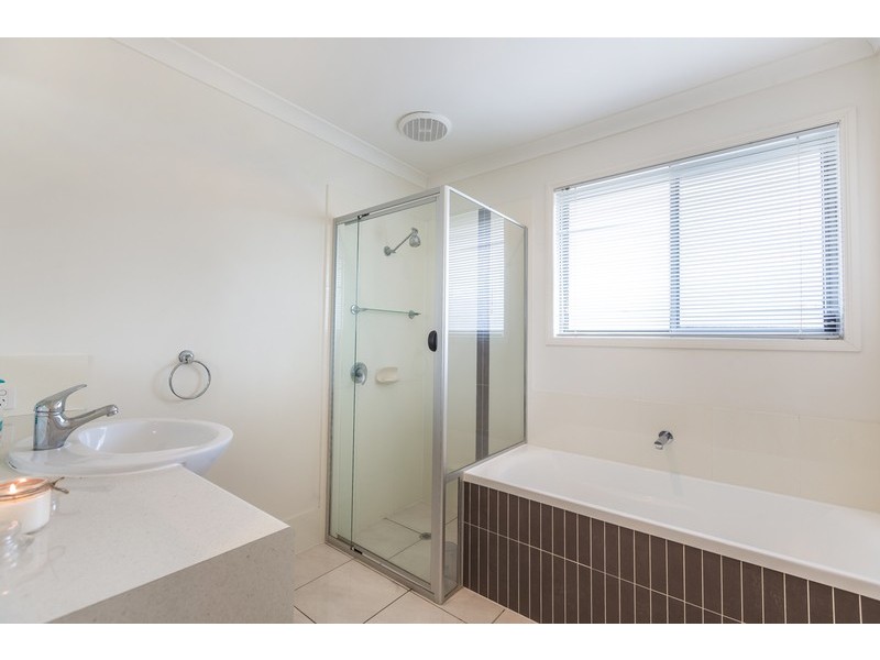 132 The Avenue, Peregian Springs QLD 4573