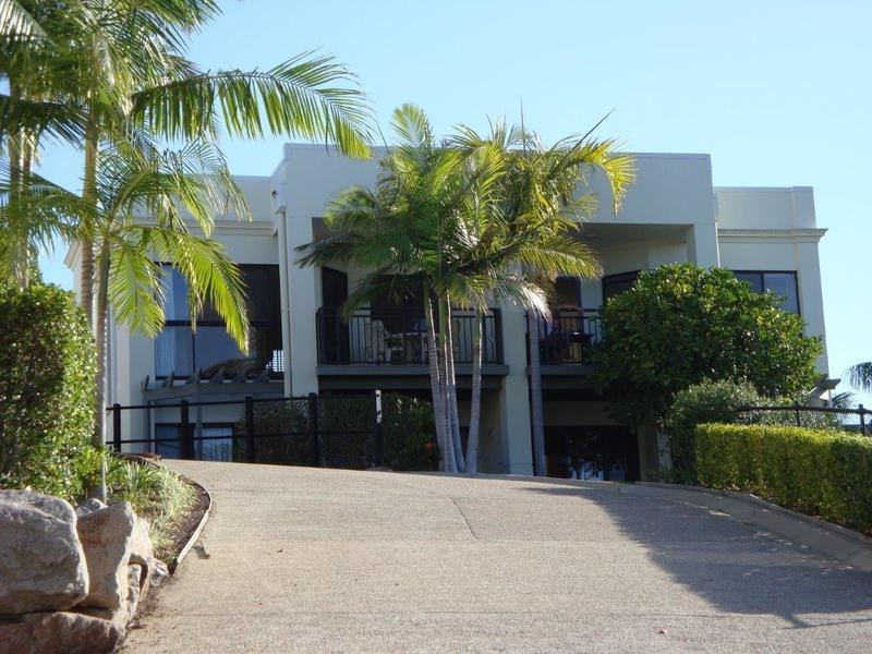 2/1 Bay Terrace, Coolum Beach QLD 4573