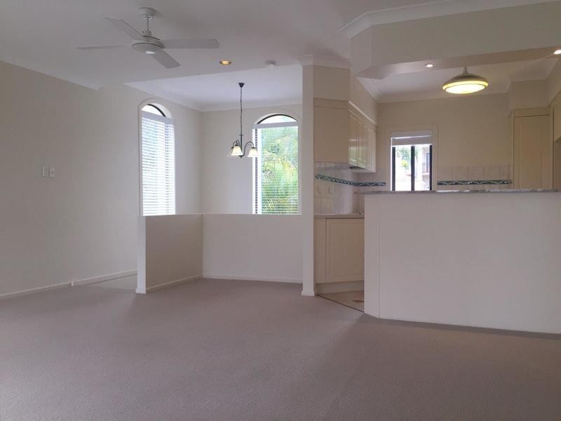2/1 Bay Terrace, Coolum Beach QLD 4573