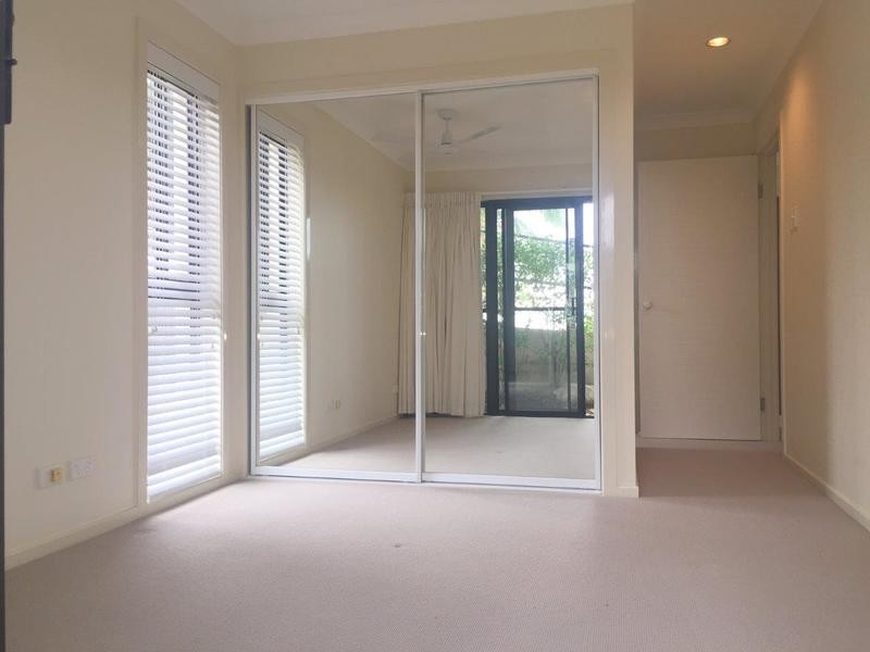 2/1 Bay Terrace, Coolum Beach QLD 4573