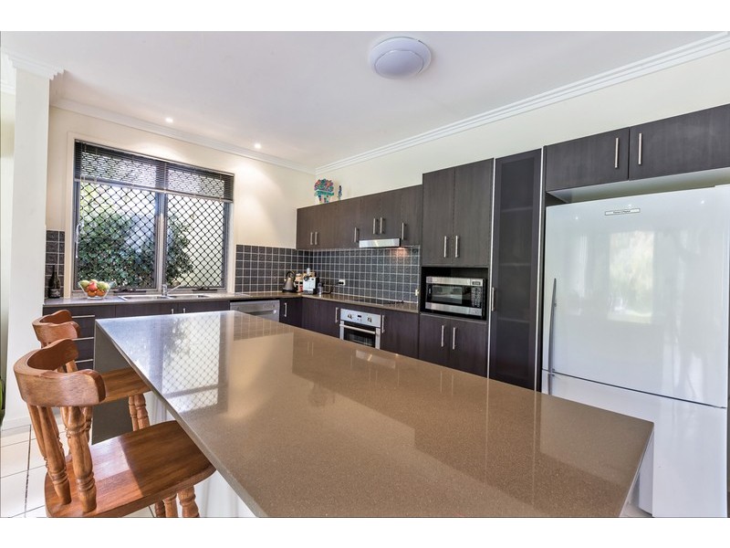 24 Dornoch Way, Peregian Springs QLD 4573