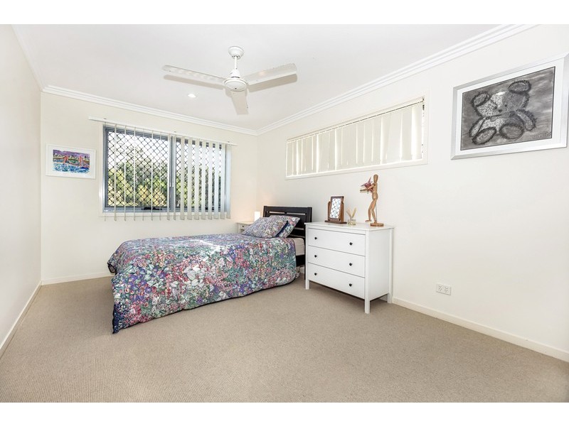 24 Dornoch Way, Peregian Springs QLD 4573
