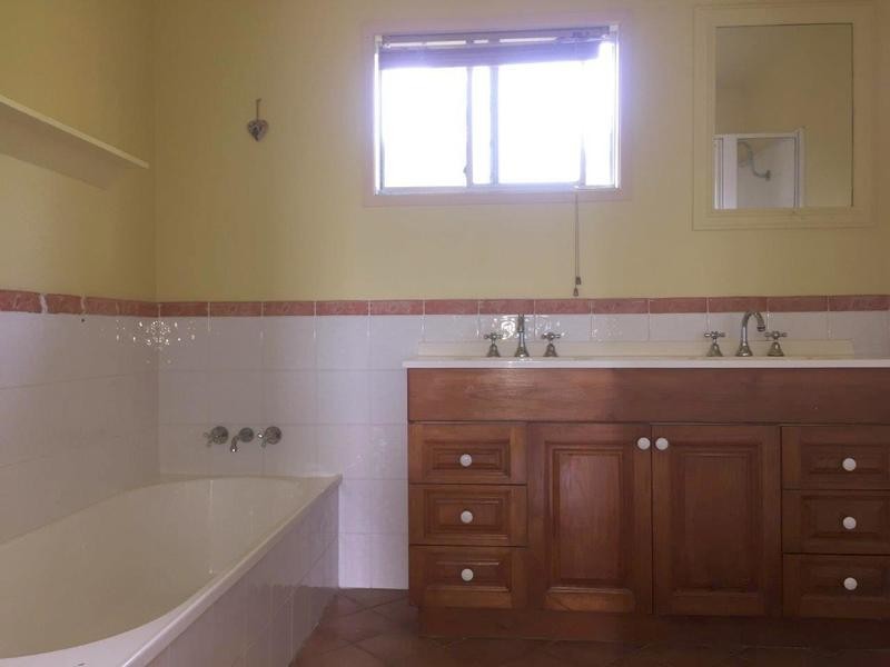 198 David Low Way, Peregian Beach QLD 4573