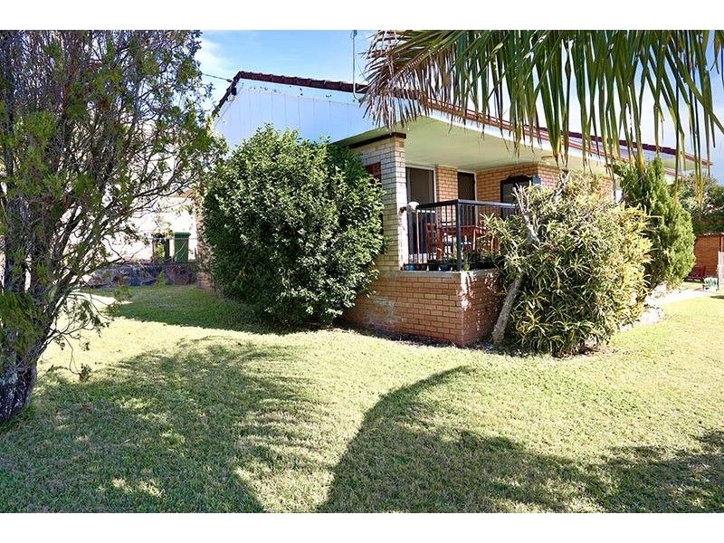 1 Long Beach Avenue, Coolum Beach QLD 4573