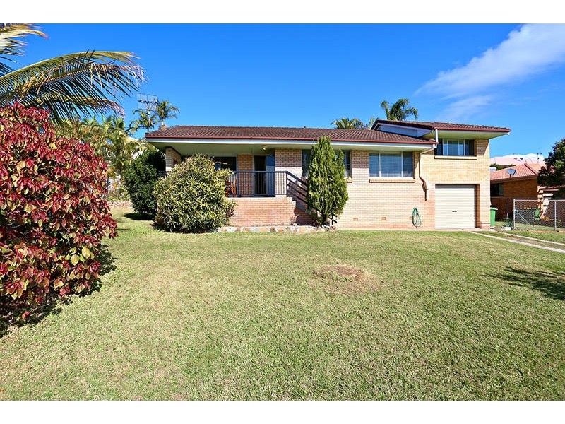 1 Long Beach Avenue, Coolum Beach QLD 4573