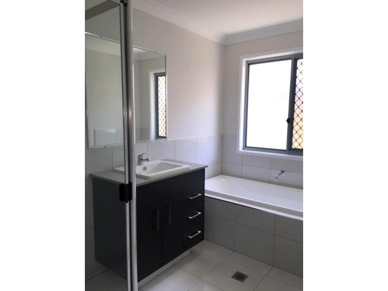 #5 Pepperberry Circuit, Peregian Springs QLD 4573