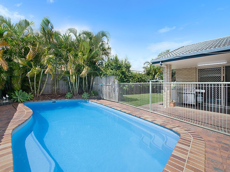 8 Kallatina Court, Mount Coolum QLD 4573