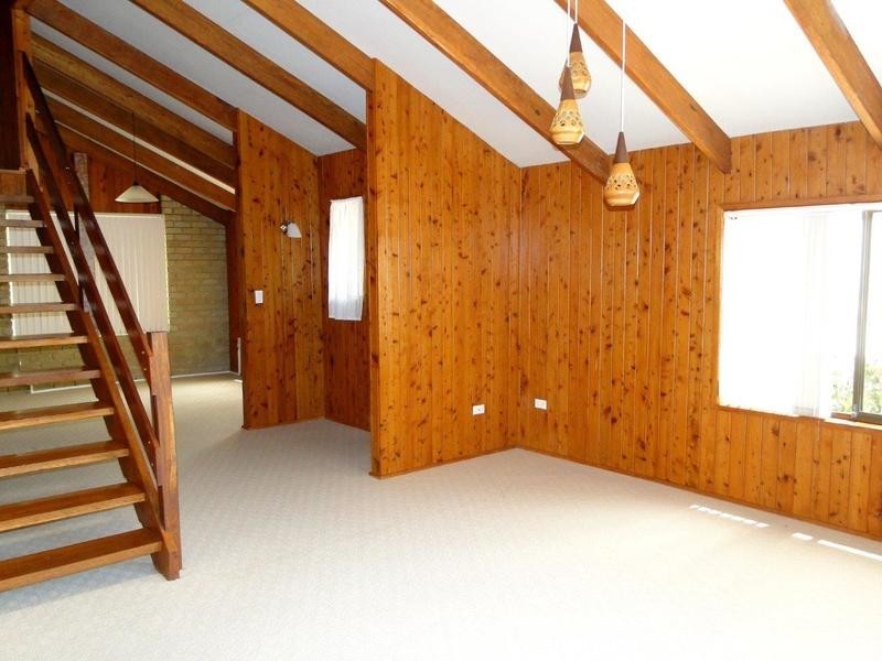 8 Warrack Street, Mount Coolum QLD 4573