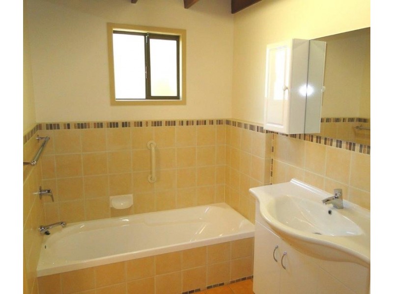 8 Warrack Street, Mount Coolum QLD 4573