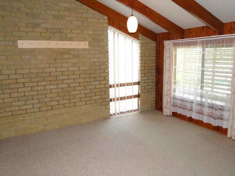 8 Warrack Street, Mount Coolum QLD 4573