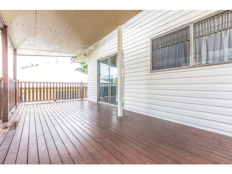 85 Coronation Avenue, Nambour QLD 4560