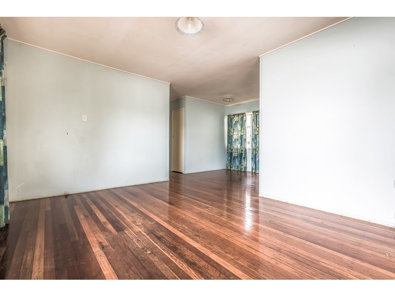 85 Coronation Avenue, Nambour QLD 4560