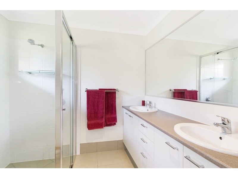 3 Waterville Way, Peregian Springs QLD 4573