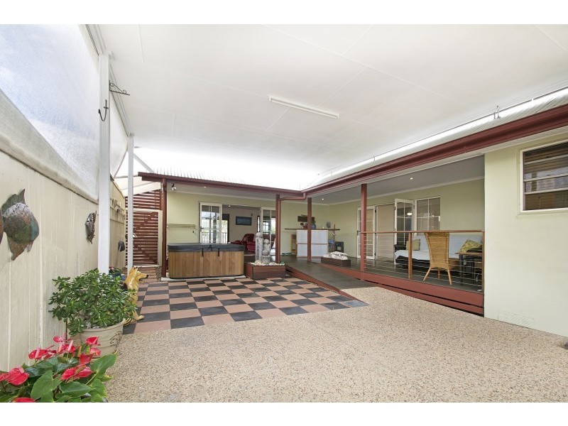 7 Lakedrive Crescent, Marcoola QLD 4564