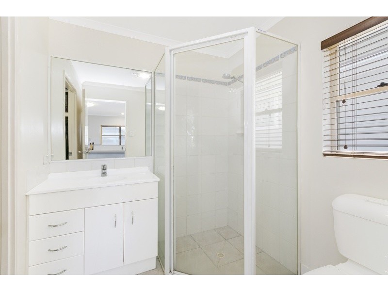 7 Lakedrive Crescent, Marcoola QLD 4564