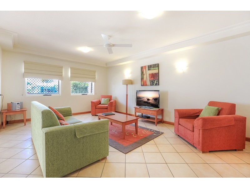 10/6-8 Perry Street, Coolum Beach QLD 4573