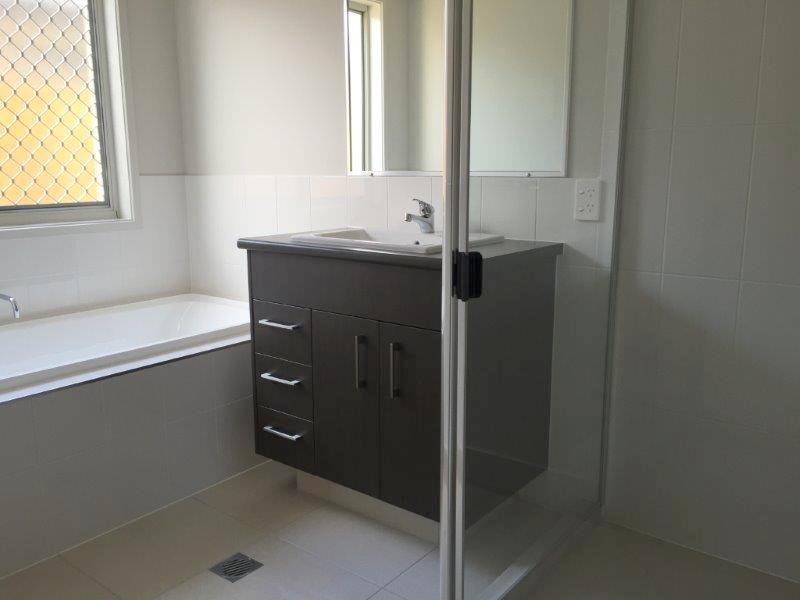 32 Brampton Way, Meridan Plains QLD 4551