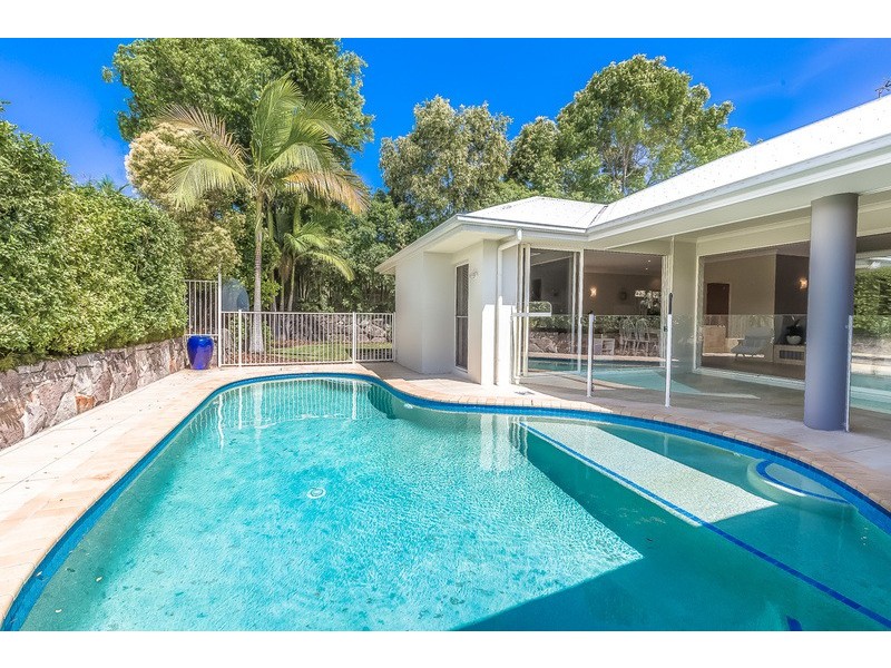 15 Longwood Drive, Peregian Springs QLD 4573