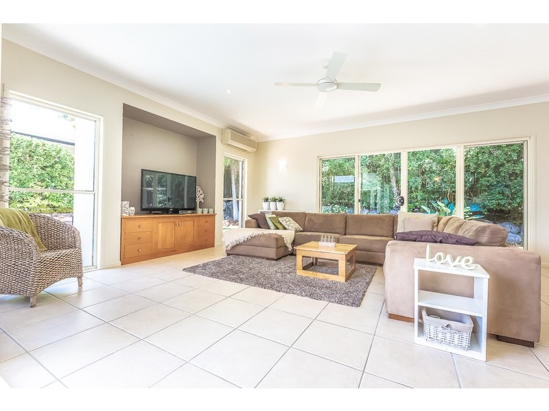 15 Longwood Drive, Peregian Springs QLD 4573