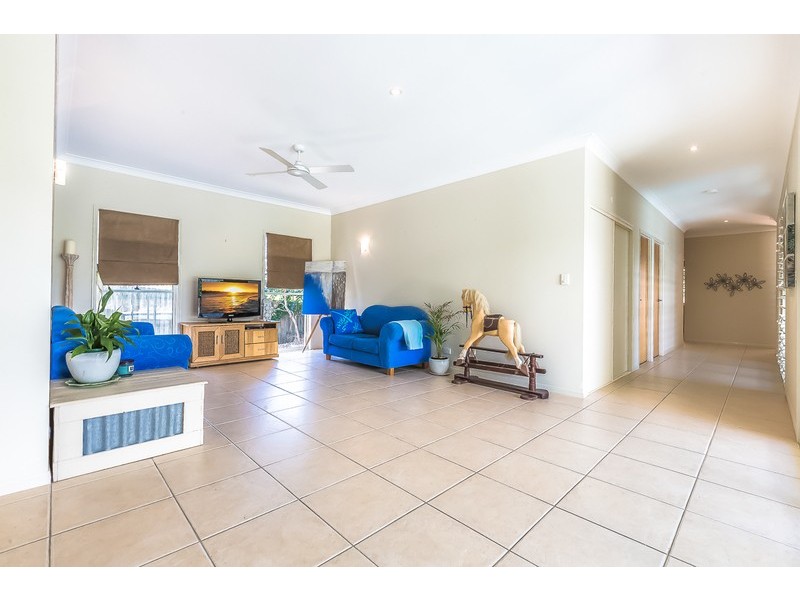 15 Longwood Drive, Peregian Springs QLD 4573