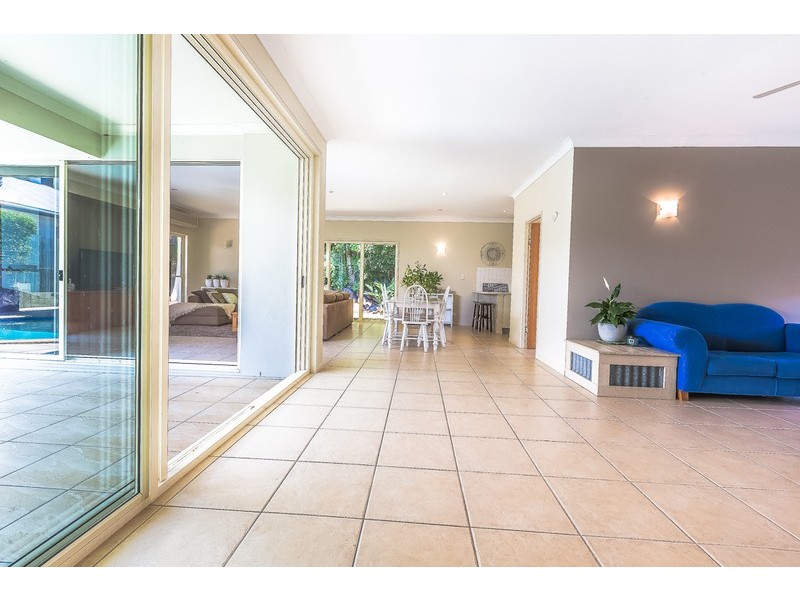 15 Longwood Drive, Peregian Springs QLD 4573
