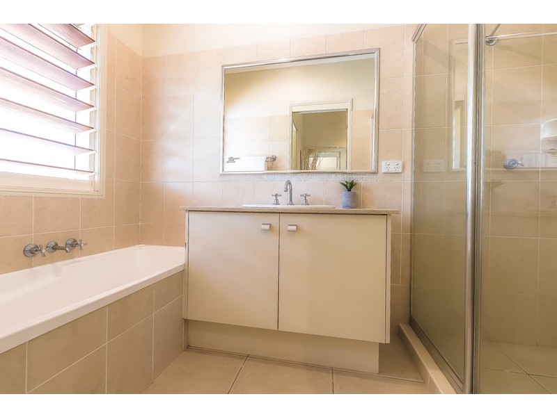 15 Longwood Drive, Peregian Springs QLD 4573