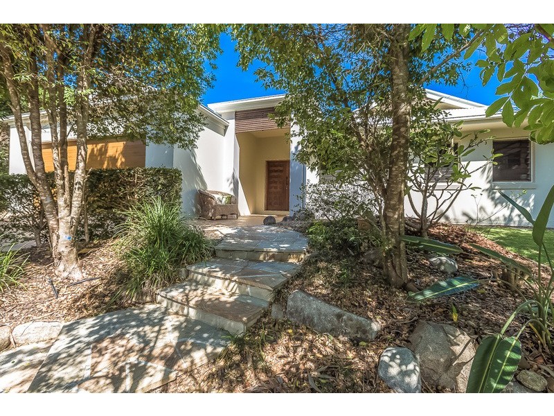 15 Longwood Drive, Peregian Springs QLD 4573