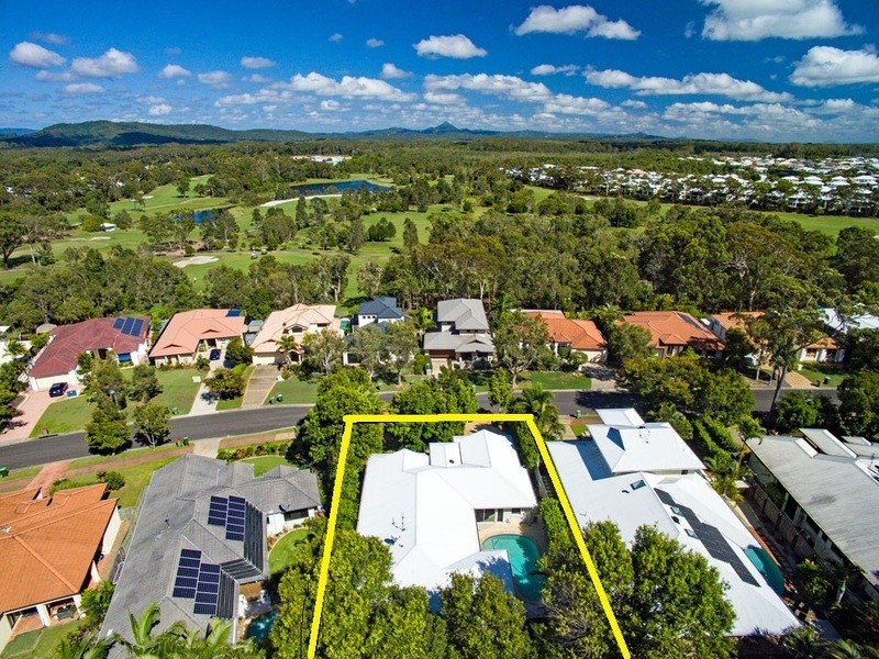 15 Longwood Drive, Peregian Springs QLD 4573