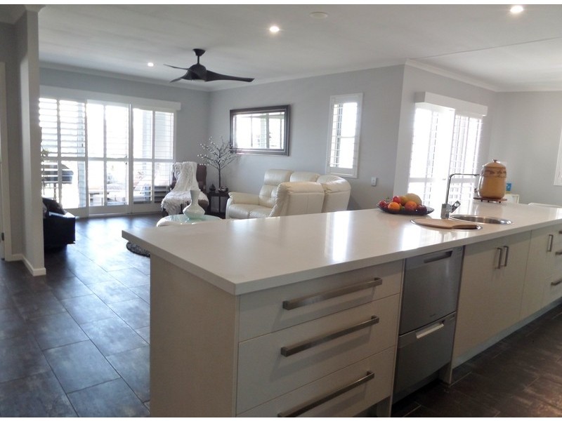 521/1838  David Low Way, Coolum Beach QLD 4573