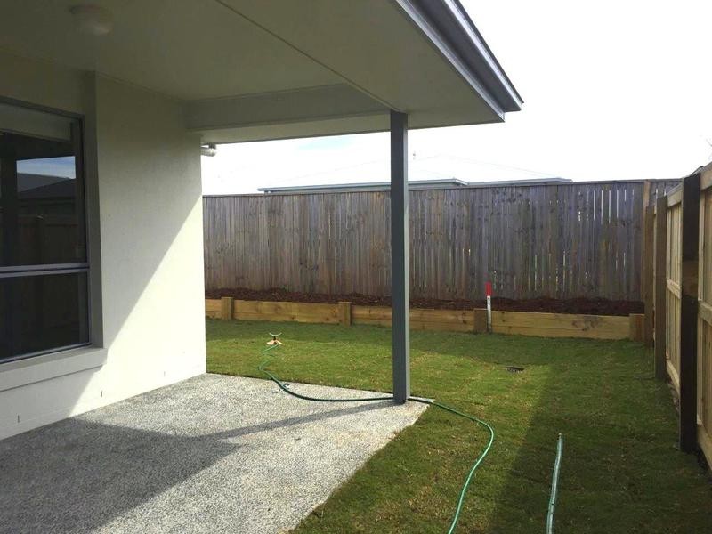 11 Brampton Way, Meridan Plains QLD 4551